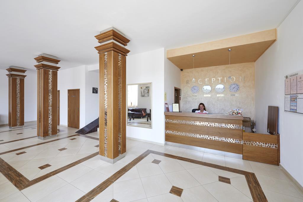 Toma'S Residence - Front Beach Carewo Zewnętrze zdjęcie