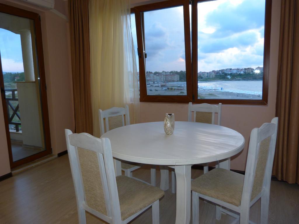 Toma'S Residence - Front Beach Carewo Zewnętrze zdjęcie