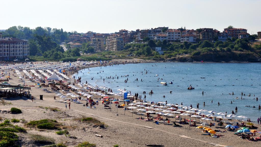 Toma'S Residence - Front Beach Carewo Zewnętrze zdjęcie