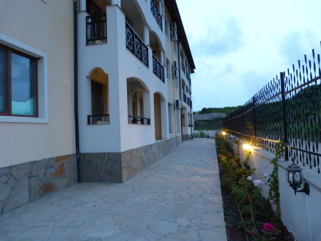 Toma'S Residence - Front Beach Carewo Zewnętrze zdjęcie